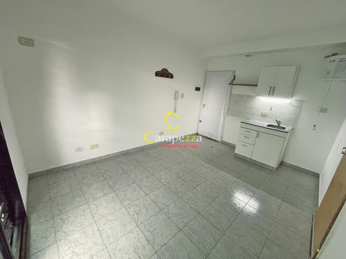Imagen 7 de 14 de Departamento 2 Amb En Venta, En Martin Coronado