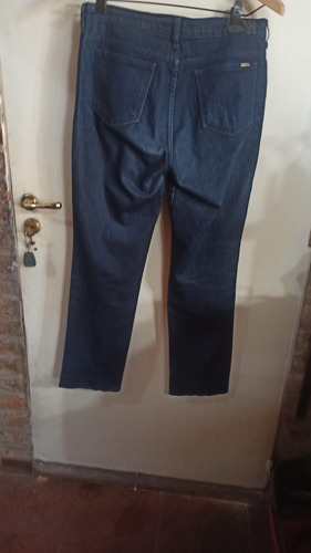 Pantalon Jean Recto Gatopardo 46 Cede Poco 2%elastano Tiro M (Usado)