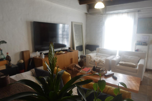 Casa Muy Linda De 3 Dormitorios En Lomas Golf!!