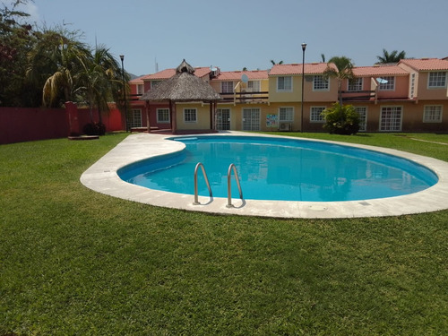 Casa En Las Gaviotas De 3 Recamaras R.a