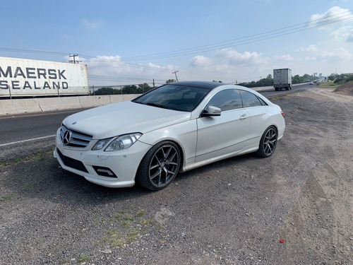 Imagen 2 de 7 de Mercedes-benz Clase E 2011 3.5 350 Elegance Mt