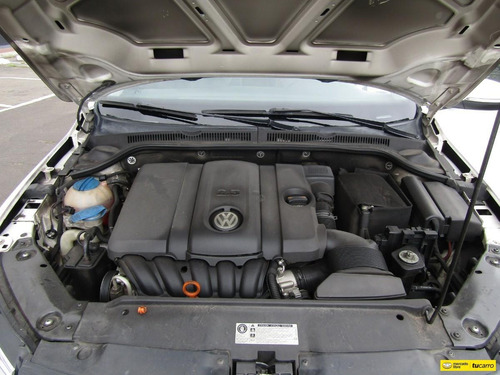 Volkswagen New Jetta 2.5 Comfortline