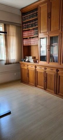 Imagem 2 de 10 de Sala Comercial Com 03 Escritórios E 01 Banheiro. - Sa0337