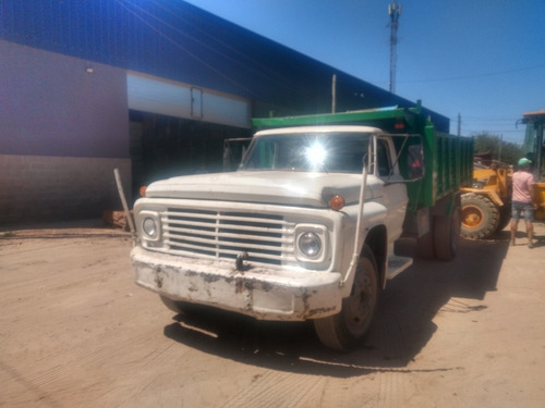 Ford 700