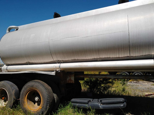 Imagen 11 de 13 de Tanque Semiremolque De Combustible Marca Custom Trailer Inc
