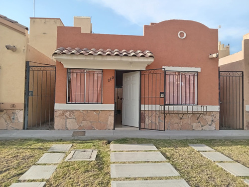 Casa En Venta En Fraccionamiento Real Navarra, #pachuca
