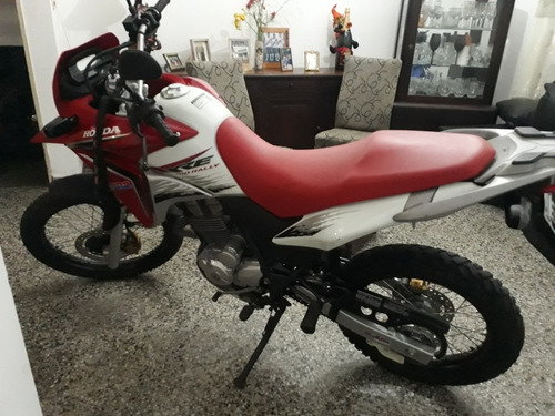 Honda Xre 300 Rally
