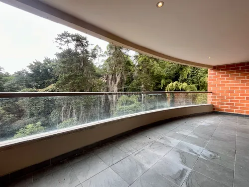 Apartamento En Arriendo En San Lucas. Cod A776102
