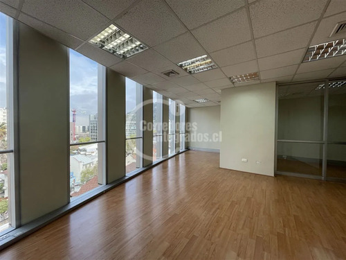 Oficina En Arriendo En Providencia