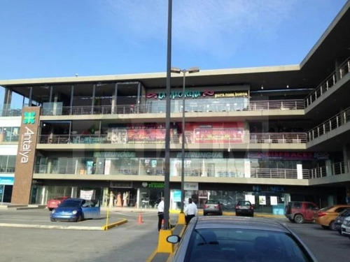 Local Comercial En Renta En Colonia Las Américas, Guadalupe, Nuevo León