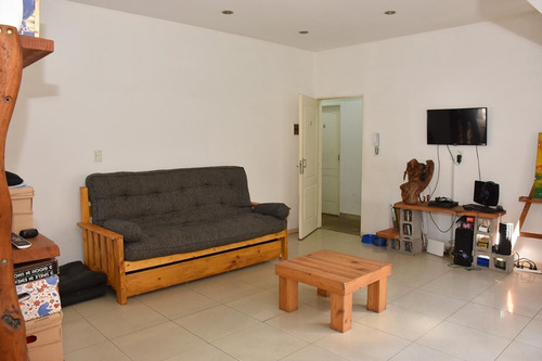 Imagen 2 de 18 de Ph 3 Ambientes Con Patio En Santos Lugares