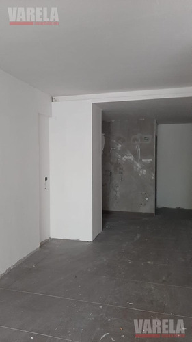 Lezica 4483 P5°: 2 Amb. Cfte. C/ Balcón. T53.47m². Amenities.