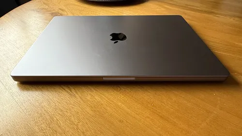 Apple Macbook Pro 16-inch 2023 M2 Max Gpu 38 Cores 64gb 2tb (Usado)
