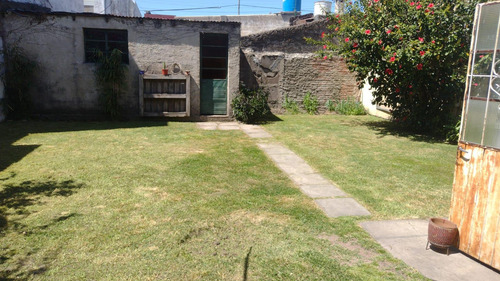 Casa En Venta - 3 Dormitorios 1 Baño - 450mts2 - Ensenada