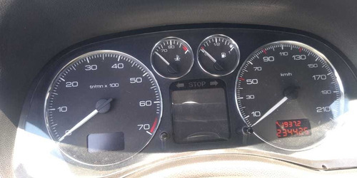Peugeot 307 Hatch. Griffe 2.0 16v (aut)