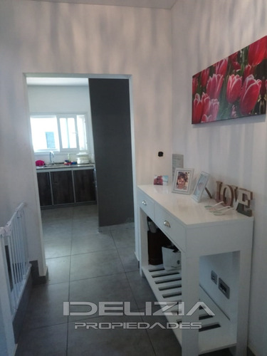 Venta De Casa En Barrio Cerrado En Parque Leloir