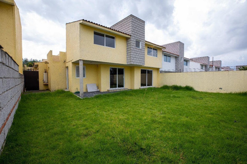 Imagen 2 de 13 de Casa En Condominio - Llano Grande