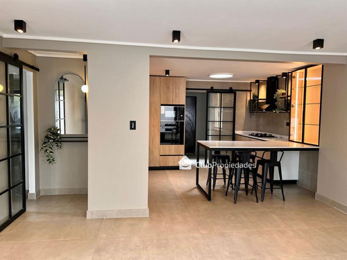 Casa En Venta En Comuna De Las Condes