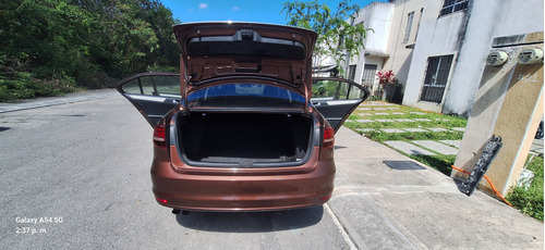 Volkswagen Jetta 2.5 Trendline Mt