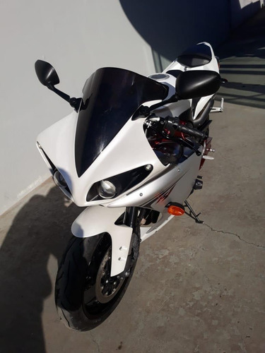 Yamaha R1.