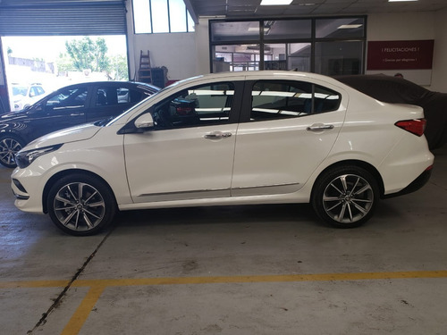 Imagen 5 de 17 de Fiat Cronos Precision 1.8 Pack Premium At6 Entrega Inmediata