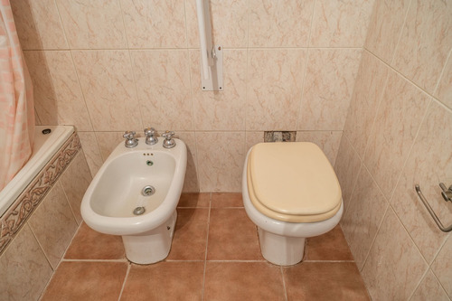 Imagen 7 de 23 de Casa Venta 2 Hab Cochera Cubierta Y Monoambiente