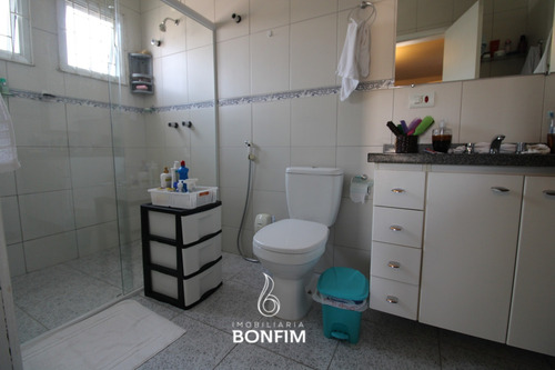 Imagem 18 de 23 de Sobrado Em Condomínio Com 3 Dormitórios À Venda Com 185m² Por R$ 540.000,00 No Bairro Capão Raso - Curitiba / Pr - Sob0158