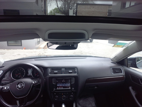 Imagen 10 de 19 de Volkswagen Vento 1.4 Highline 150cv At