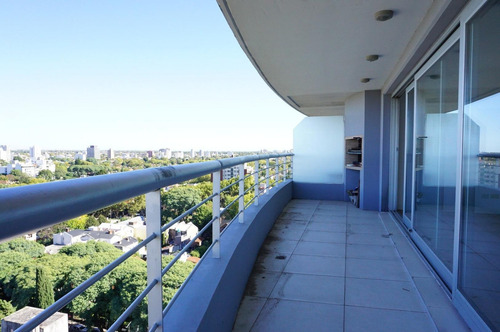 Excelente 3 Ambientes Con Cochera Piso 15. Imponente Vista