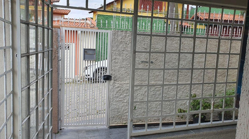 Casa Para Locação Em Embu Das Artes, Centro, 2 Dormitórios, 1 Suíte, 1 Banheiro - 592_2-1168744