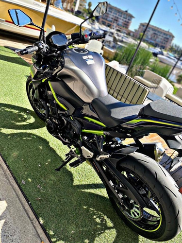 Imagen 6 de 15 de Kawasaki Z900 Abs Tablero Tft 2021