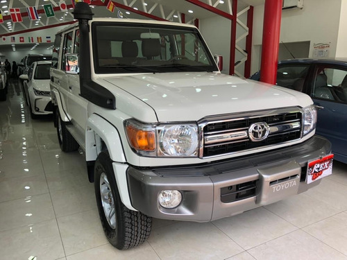 Imagen 6 de 11 de Toyota Macho