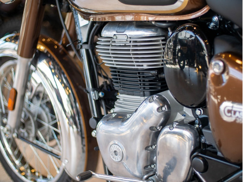 Imagen 20 de 25 de Royal Enfield Classic 350 Reserva