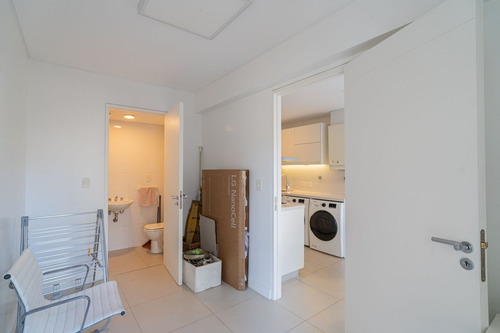 Venta 3 Ambientes Con Dependencia Y Cochera