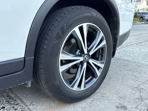Nissan X-Trail 2.5
