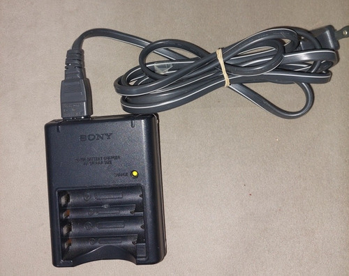 Sony Cargador De Pilas Electrico Para Pilas 2a Aaa Imp. Usa