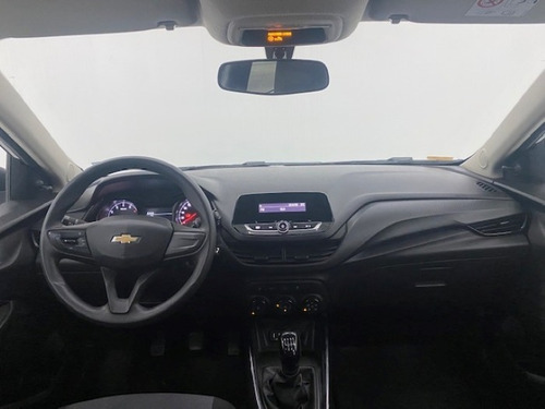 Imagen 7 de 10 de Chevrolet Onix Ls 2021