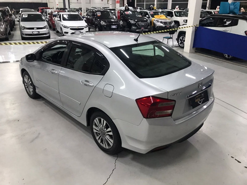 Imagem 6 de 14 de Honda City 1.5 Lx At 2014