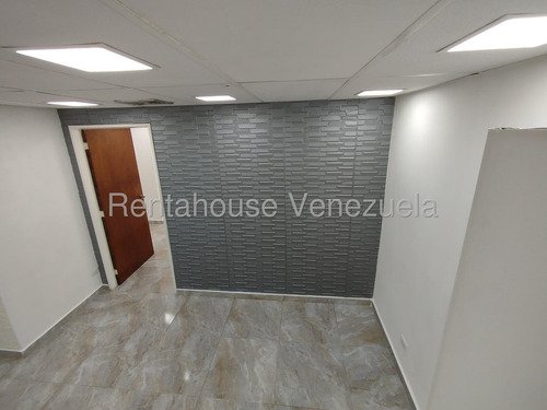 Oficina En Venta En Los Cortijos De Lourdes Mls 25-19927 Yf