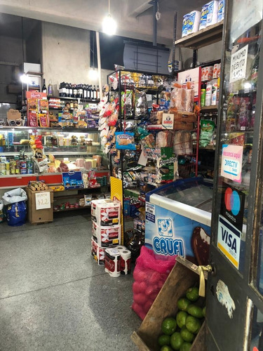 Imagen 9 de 10 de Almacen Con Muy Buen Funcionamiento