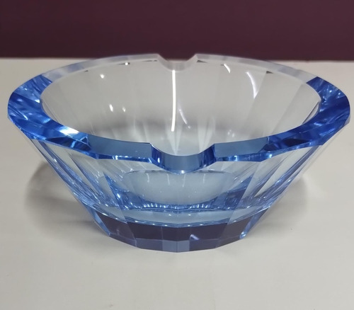 Cinzeiro Crystal Royale  Altura 5 Cm X Diametro 12 Cm