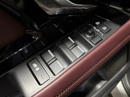 Land Rover Range Rover Evoque 2.0 R-Dynamic Hse Si4 Flex 5P