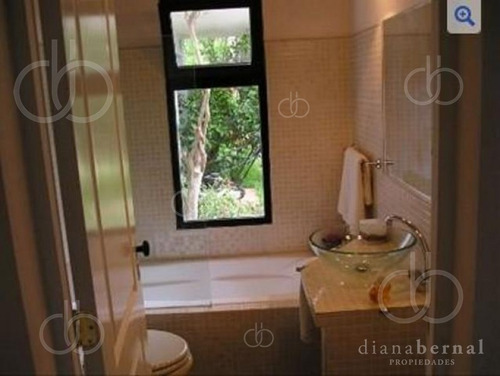 Imagen 2 de 18 de Casa De 5 Dormitorios Y Piscina En Punta Ballena. - Ref: 2639