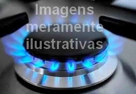Botijão De Gás Novo Com O Registro E Mangueira