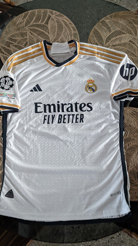 Camiseta Real Madrid 23-24 Versión Fan Y Jugador 