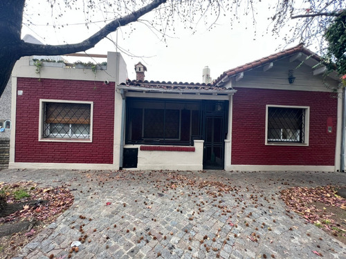Casa Reciclada De 3 Ambientes - Florida B.