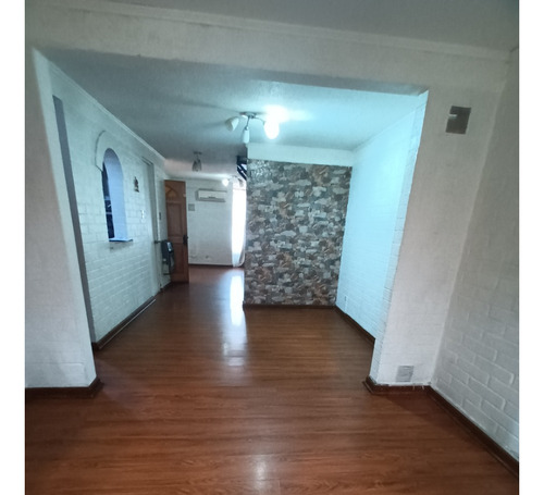 Casa Con Local Comercial Independiente En Avenida 4 Poniente