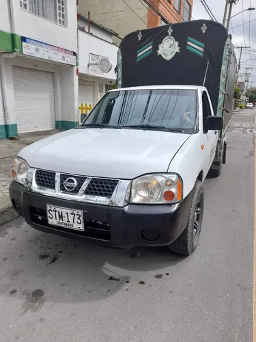Color : Blanco. Combustible:gasolina 4x4