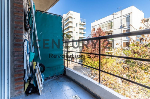 Imagen 5 de 22 de En Venta - Duplex De Un Dormitorio Con Balcón, Al Frente - Pichincha, Rosario