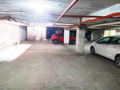 Imagen 4 de 12 de San Juan Al 100 Cocheras En Venta